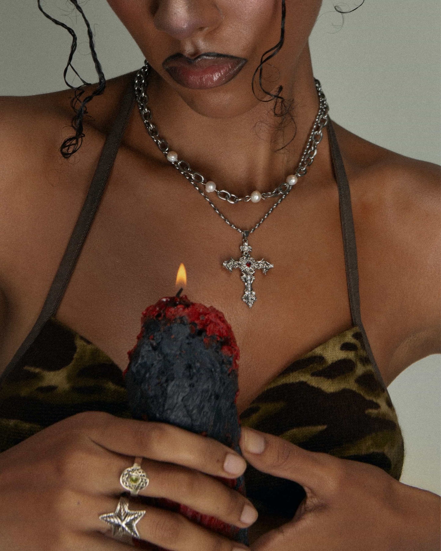 Silver Essence Pearl Necklace