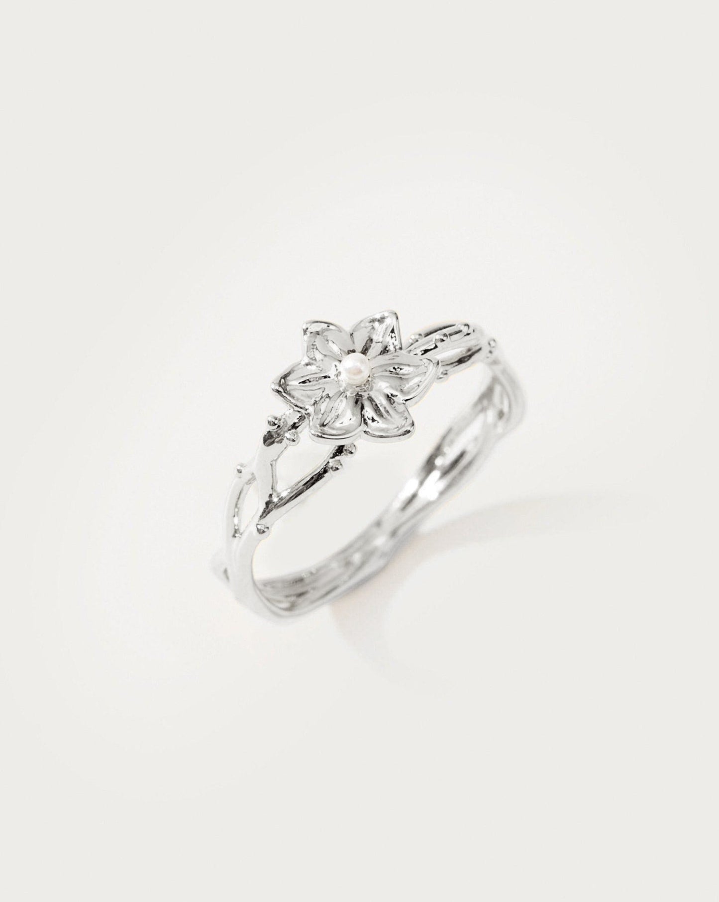 Victoria Ring in Silver