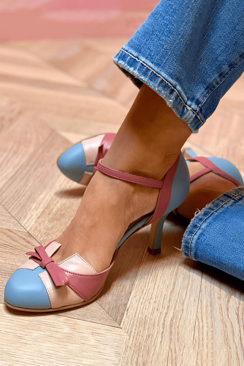 Bellarosa | Colourful sandals with bow and strap, round toe