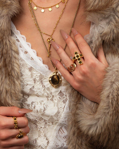 Rebel Cross Ring in Gold