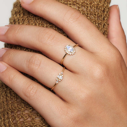 Lilac Diamond Ring | 18k Gold