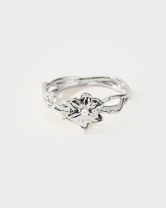 Victoria Ring in Silver