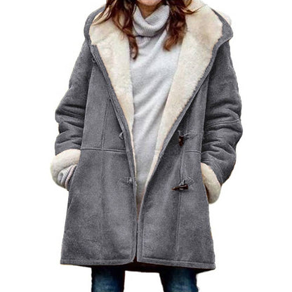 Antonia - Cosy Faux Fur Coat
