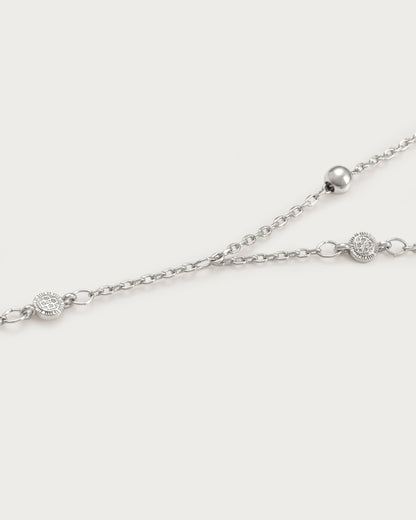 Hojas Coin Hand Chain Bracelet in Silver